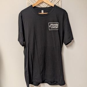 NWT Dreaming Of Country Concerts Band Tee Large
